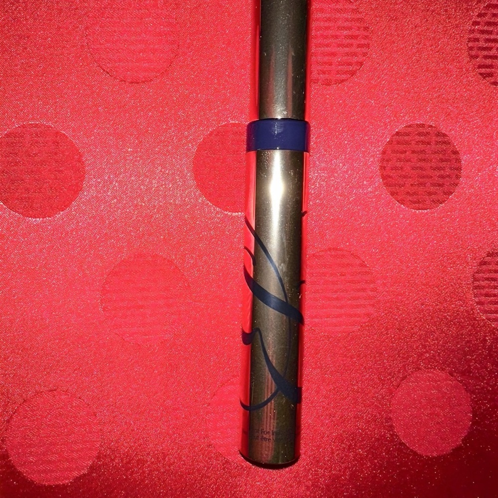 Estée Lauder sumptuous Mascara in Black! New
